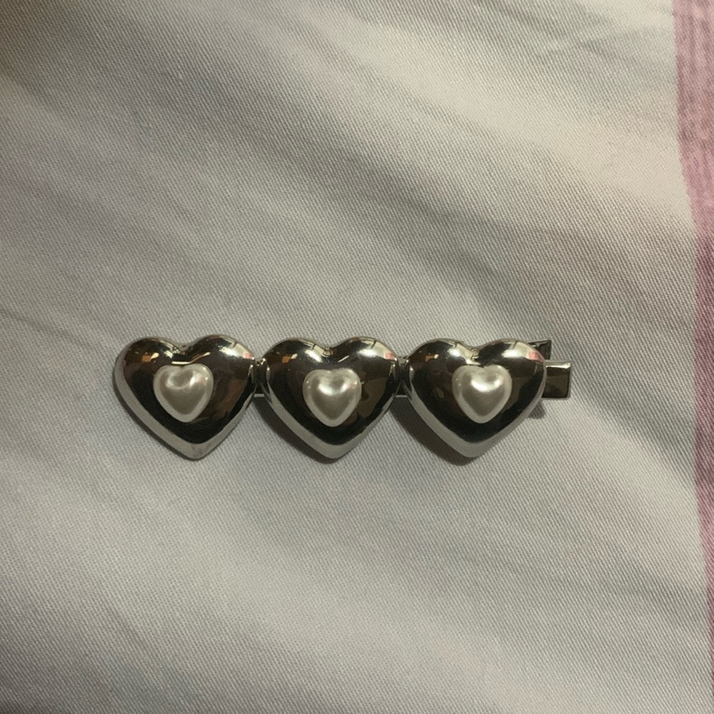 Pearl Double Hearts Hairclip